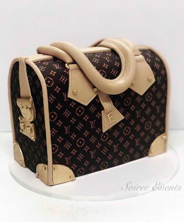 L.V. Monogram Speedy Cake - Image 6