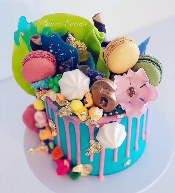 Colour Pop Dreamland Cake